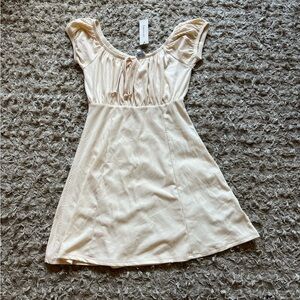 Francesca’s women’s cream dress, size XS, nee with tags
